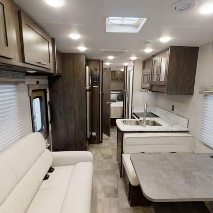 30' Class A Motorhome RV Rental Tour - 83RV Inc. - Chicagoland RV Sales ...