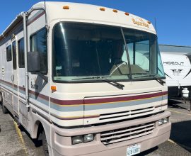 1994 Fleetwood Bounder 34 J **Wholesale Aisle***