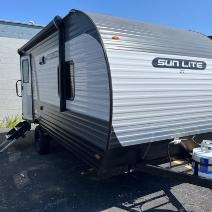 2025 Sunlite 19BH LTD #2985